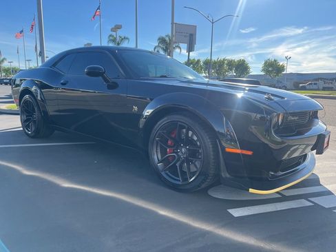 Used 2021 Dodge Challenger R/T Scat Pack image 16