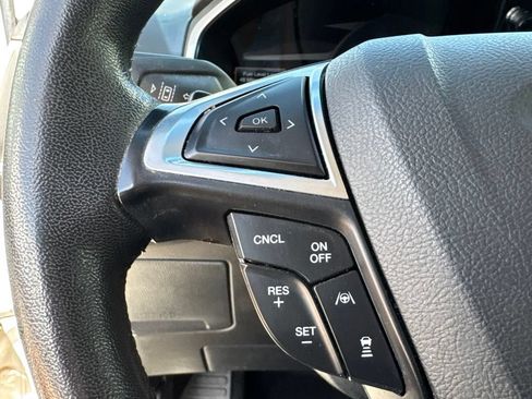 Used 2019 Ford Edge SEL w/ Equipment Group 201A AWD/4WD image 30