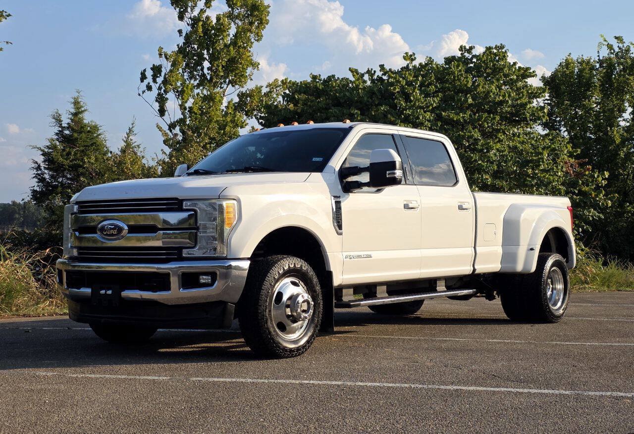 Used 2017 Ford F350 Lariat AWD/4WD image 15