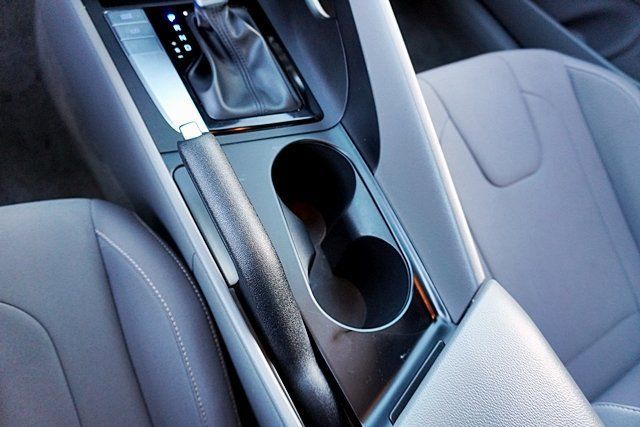 Certified 2026 Hyundai Elantra Sport FWD image 41