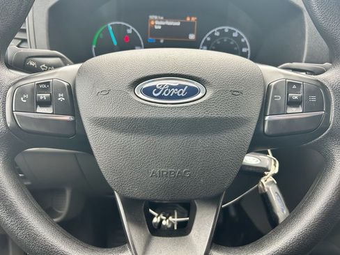 Used 2022 Ford E-Transit 148 High Roof Extended image 21