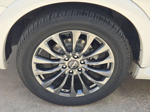 Used 2023 Nissan Armada Platinum w/ Captain's Chairs Package RWD image 36