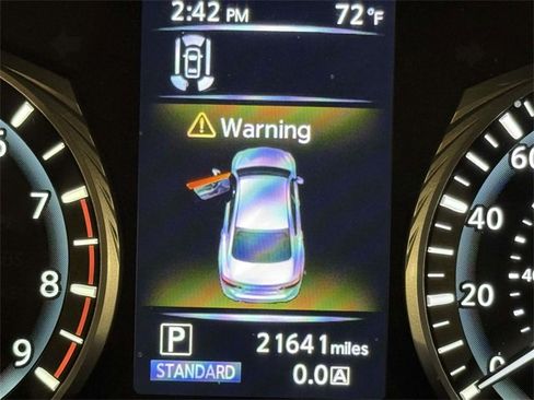 Used 2022 INFINITI Q50 Sensory image 5