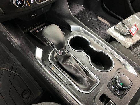 Certified 2022 Chevrolet Traverse LT image 32