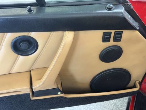 Used 1988 Porsche 911 Carrera image 22