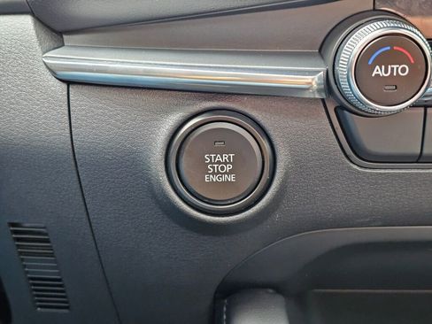 Certified 2025 MAZDA MAZDA3 2.5 S Hatchback w/ Premium Pkg FWD image 18