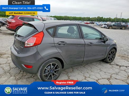 Used 2016 Ford Fiesta SE w/ SE Black Package FWD image 4