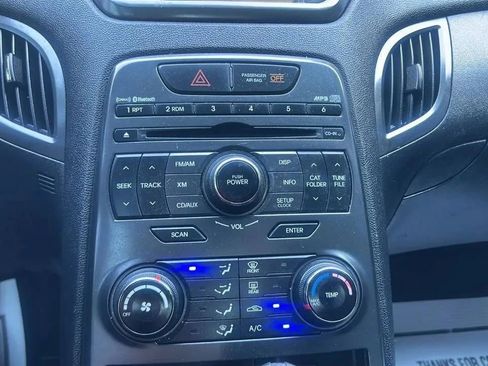 Used 2011 Hyundai Genesis 2.0T image 15