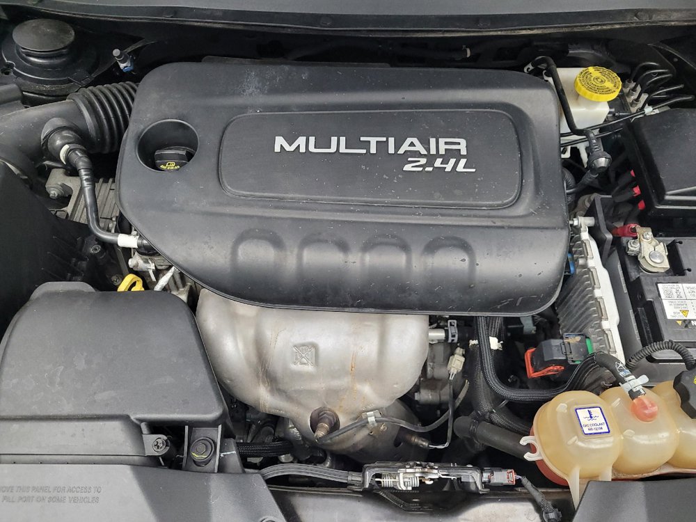 Used 2019 Jeep Cherokee Latitude w/ Popular Appearance Group FWD image 30