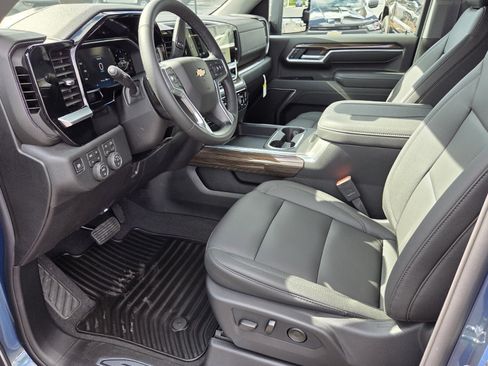 New 2026 Chevrolet Silverado 2500 LT w/ All Star Edition AWD/4WD image 5