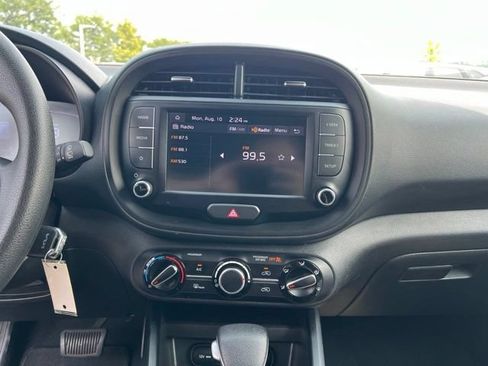 Used 2024 Kia Soul LX w/ Option Group 015 FWD image 16