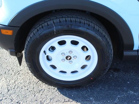 New 2025 Ford Bronco Sport Heritage w/ Convenience Package image 2