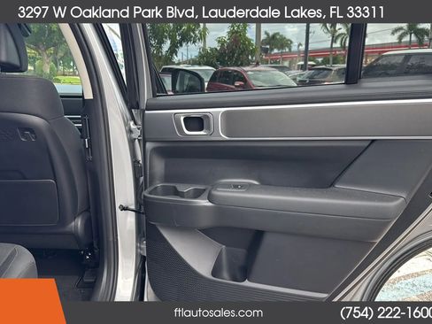 Used 2025 Hyundai Santa Fe SE image 25