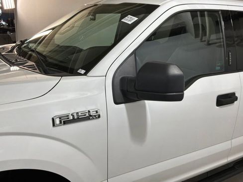 Used 2017 Ford F150 XLT AWD/4WD image 24