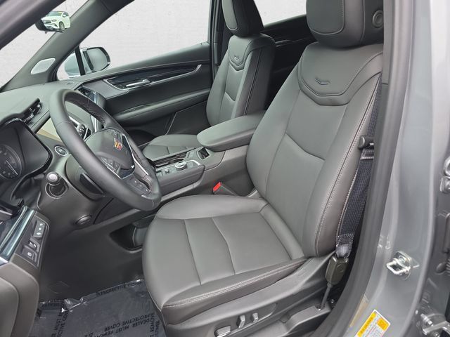 Used 2026 Cadillac XT5 Premium Luxury w/ Driver Assist Package AWD/4WD image 15