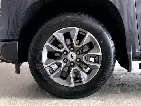 Used 2024 Chevrolet Silverado 1500 RST w/ Protection Package RWD image 8