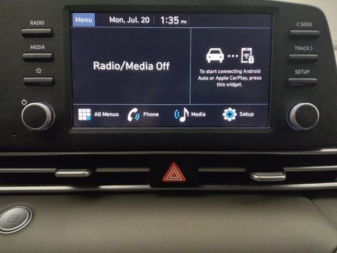 Used 2025 Hyundai Elantra Sport FWD image 25