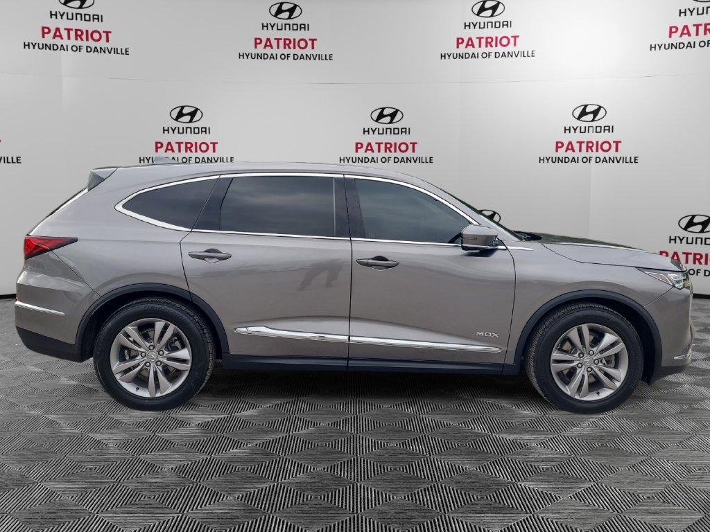 Used 2023 Acura MDX SH-AWD image 2
