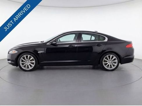 Used 2012 Jaguar XF image 11