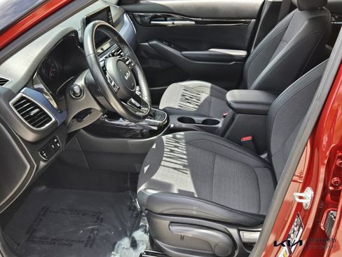 Certified 2023 Kia Seltos S FWD image 10