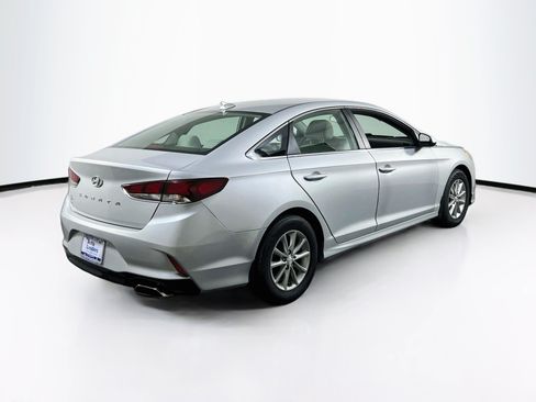 Used 2019 Hyundai Sonata SE w/ Cargo Package FWD image 5