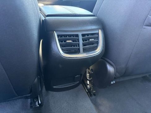 Used 2024 Chevrolet Malibu LT FWD image 21