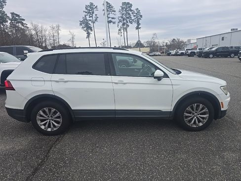 Used 2019 Volkswagen Tiguan S w/ Driver Assistance Package image 4
