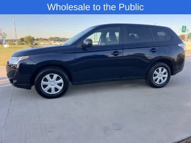 Used 2014 Mitsubishi Outlander ES FWD image 4