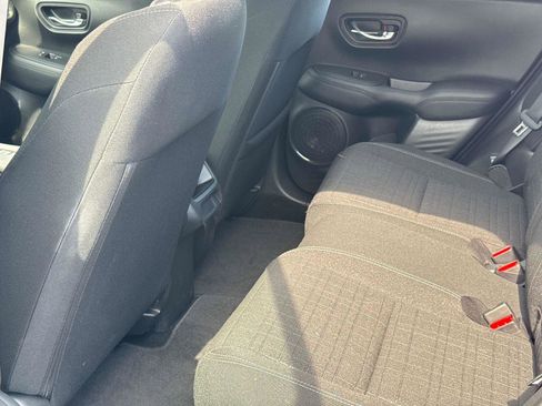 Certified 2023 Honda HR-V LX image 13