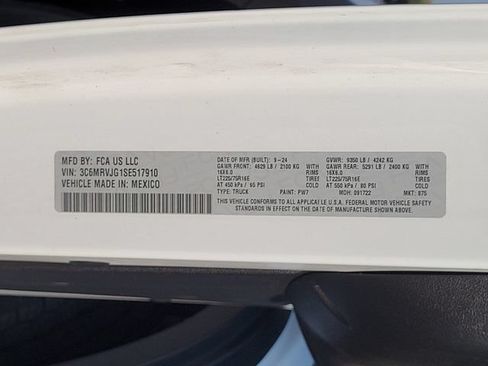 Used 2025 RAM ProMaster 3500 w/ Convenience Group FWD image 16