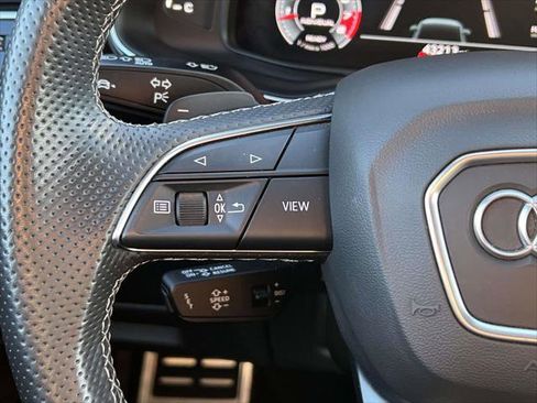 Used 2022 Audi SQ7 Prestige w/ Prestige Package image 24