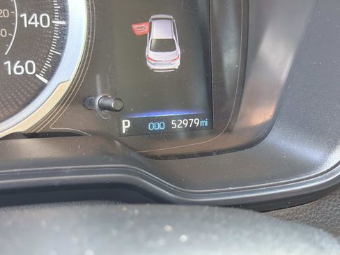 Used 2022 Toyota Corolla LE image 14