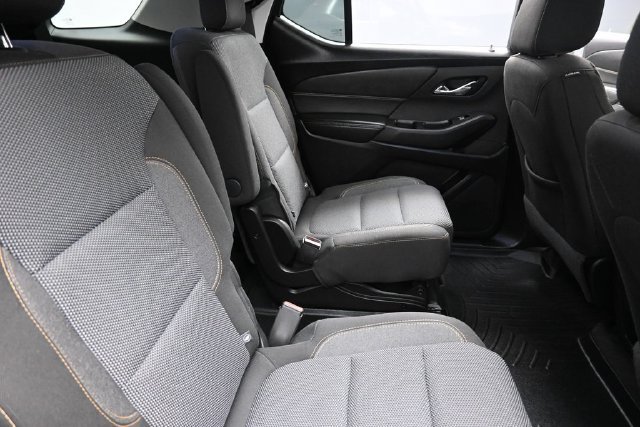 Used 2018 Chevrolet Traverse LT FWD image 31