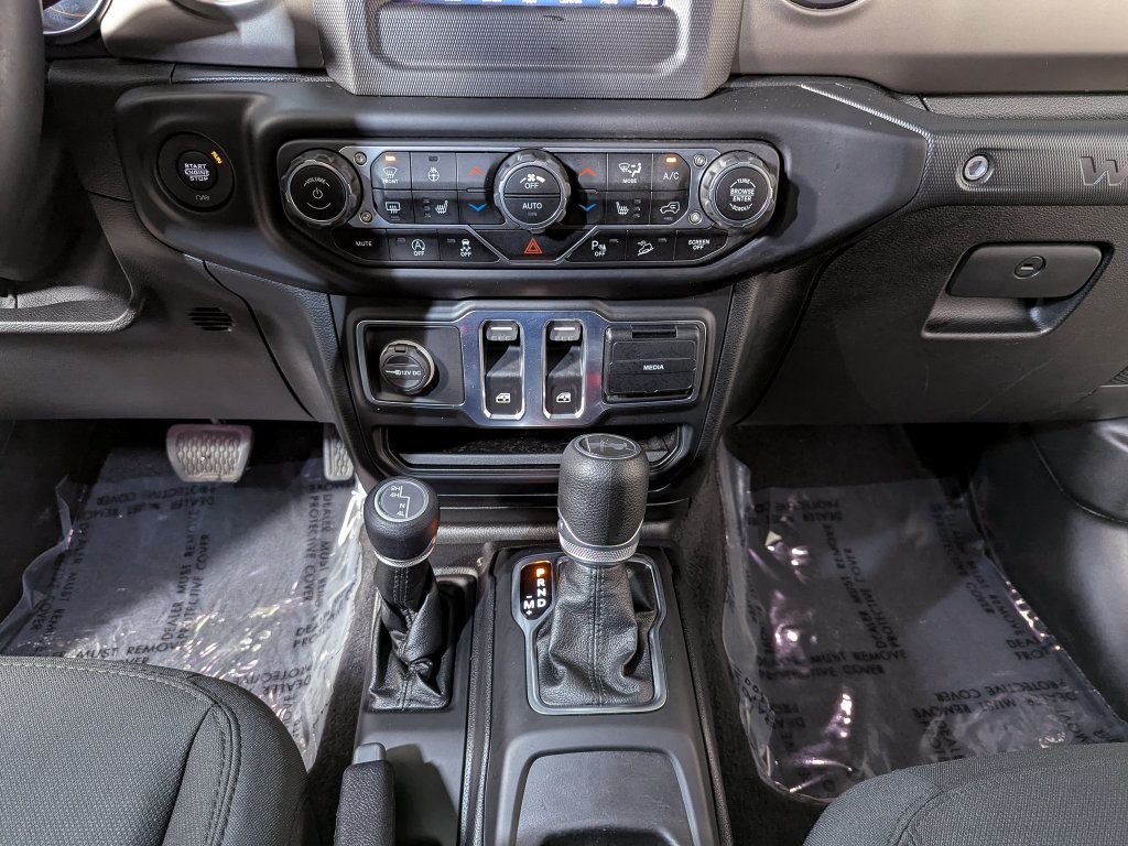 Used 2021 Jeep Wrangler Sport AWD/4WD image 34