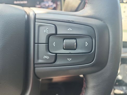 Used 2025 GMC Sierra 2500 AT4X AWD/4WD image 29
