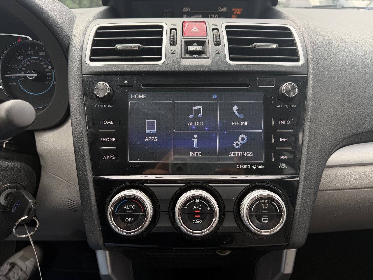 Used 2018 Subaru Forester 2.5i Premium AWD/4WD image 17