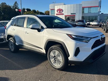 New 2025 Toyota RAV4 XLE