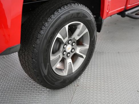 Used 2015 Chevrolet Colorado Z71 w/ LPO, Gearon Divider Package image 52