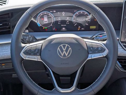 New 2026 Volkswagen Tiguan S image 15