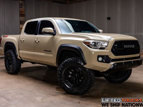 Used 2019 Toyota Tacoma TRD Off-Road w/ Technology Package image 1