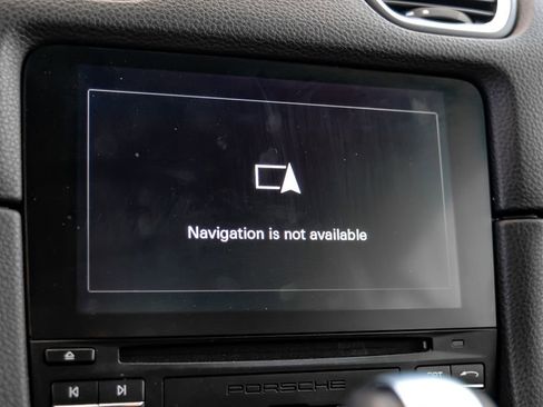 Used 2021 Porsche 718 Cayman w/ Premium Package image 32