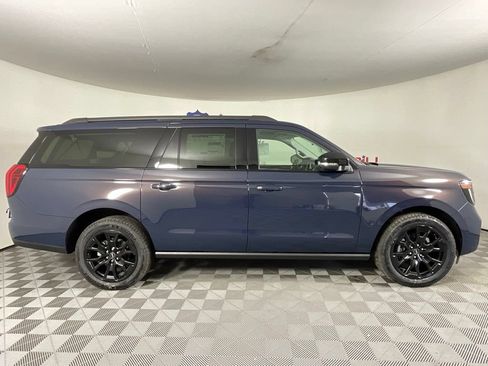 New 2027 Ford Expedition Max Platinum AWD/4WD image 2