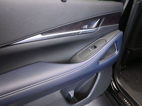 New 2026 INFINITI QX60 Sport w/ Dark Cargo Package image 17