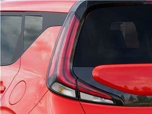 New 2025 Kia Soul LX image 82