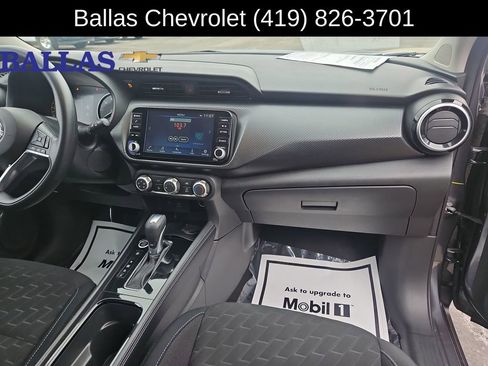 Used 2024 Nissan Kicks SV image 28