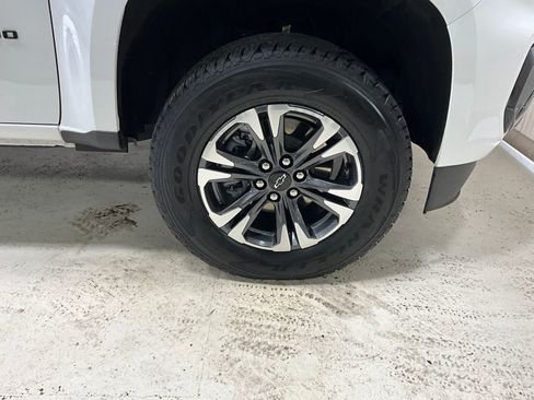 Used 2022 Chevrolet Colorado Z71 AWD/4WD image 10