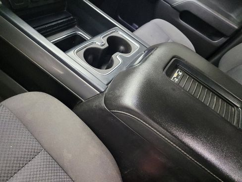 Used 2018 Chevrolet Silverado 1500 LT w/ All Star Edition image 26