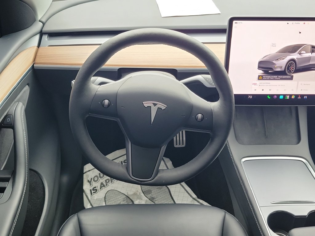 Used 2025 Tesla Model Y Performance AWD/4WD image 25