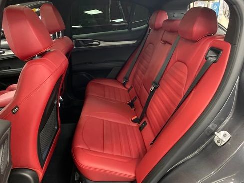 Used 2024 Alfa Romeo Stelvio Ti w/ Performance Driving Package image 20