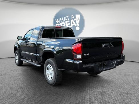 Used 2019 Toyota Tacoma SR w/ SR Convenience Package AWD/4WD image 6